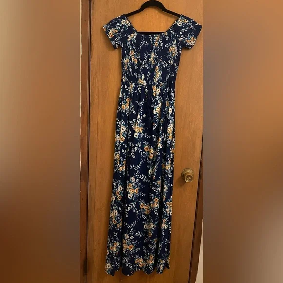 Band of Gypsies | Dresses | Nwt Band Of Gypsies Blue Floral Maxi Dress With  Slit Size Small | Poshmark